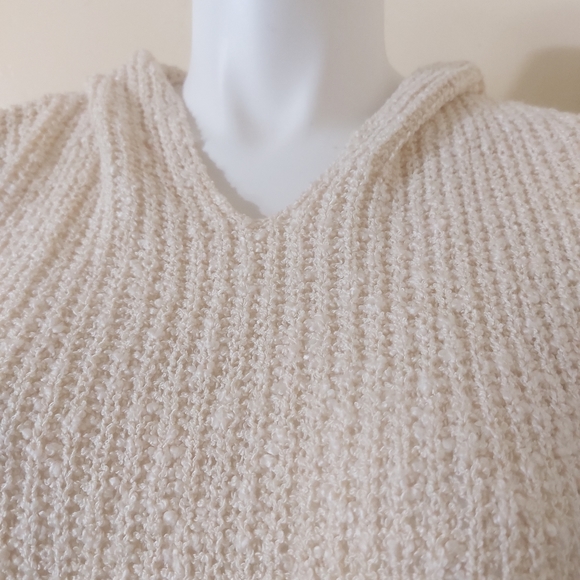 Distressed Destroyed Oversized Thick Knit Hooded Cropped Sweater by French Kiss - Picture 4 of 12